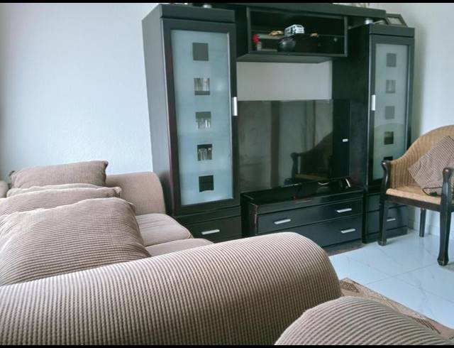 4 BEDROOM HOUSE FOR SALE IN PROTEA GLEN